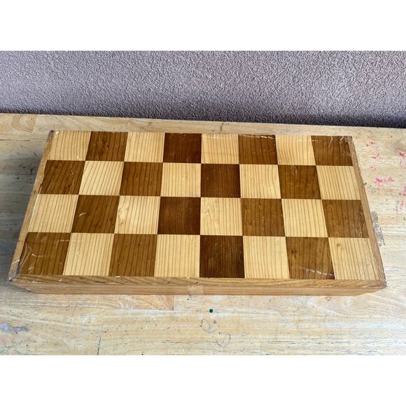 Vintage Mexican Tarascan Hand Carved Wood/Bone Chess Set - Picture 5 of 10